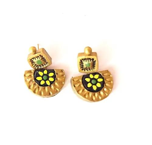 Flower Motif Ethnic Terracotta Earring for Women - Black