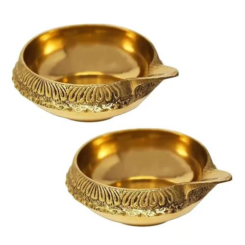 ALODIE - Brass Diya for Puja | Kuber Diya for Diwali Pooja Deepak Decoration | Small Brass Diya for Puja Kubera Deepam Brass Gift | Pooja Items for Home Brass ((Diameter 1.57 Inch (4 cm), 2)